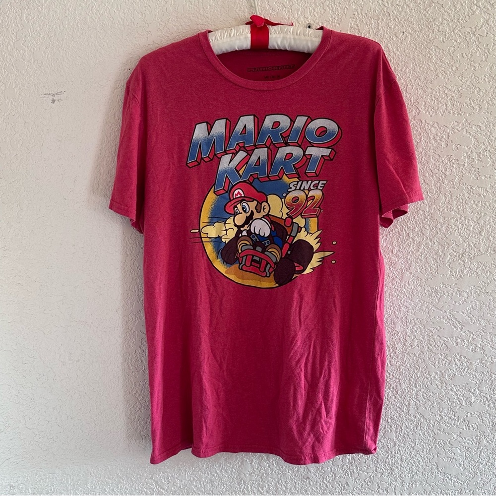 Mario Kart Men’s T-Shirt Size Medium